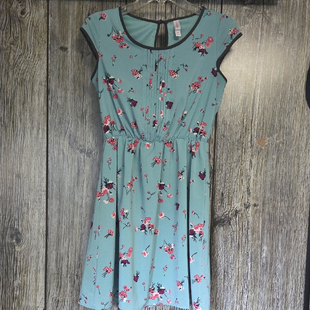 Xhilaration Blue Floral Midi Dress